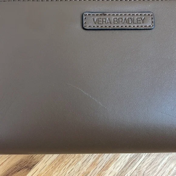 Vera Bradley Leather crossbody - Picture 3 of 7